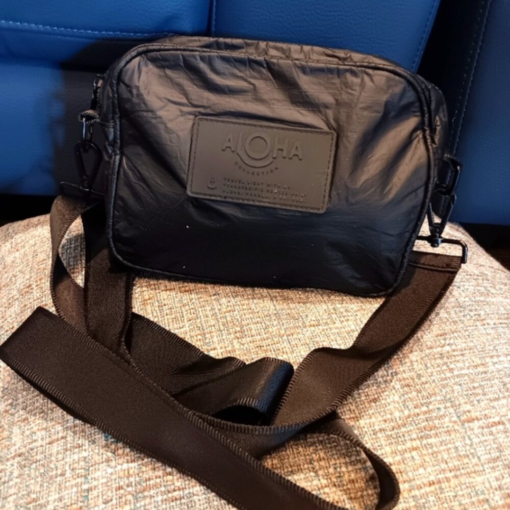 ALOHA Collection Black Belt Bag Men
